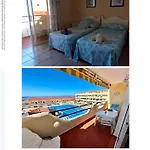 Marina Palace Vista Piscina דירה *